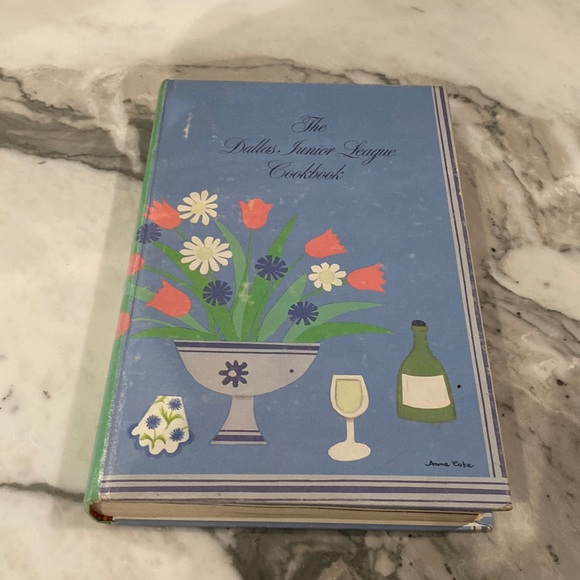 The Dallas Junior League Cookbook. 1976 - Picture 1 of 5